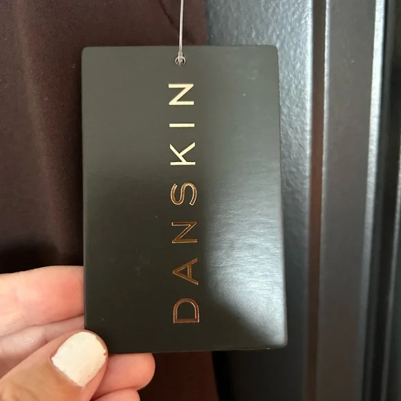 Danskin challenger athletic Dress w/ bra and shorts chocolate brown size L NWT - Picture 5 of 6